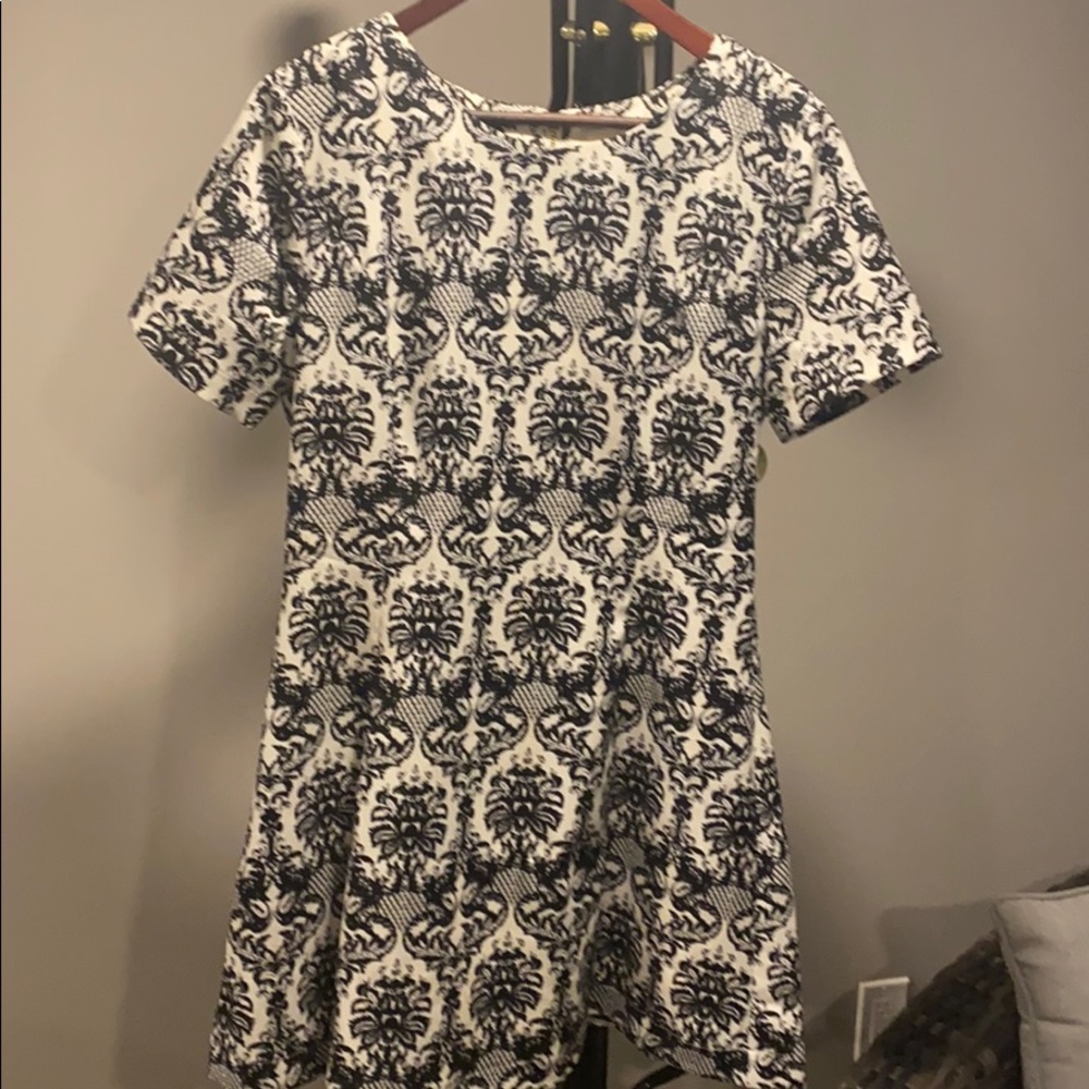 Damask style print dress.